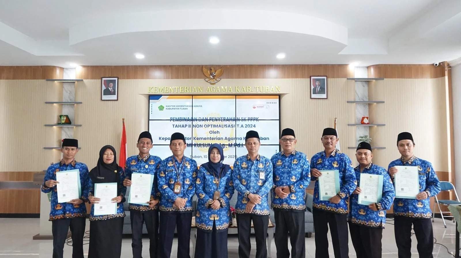 Kemenag Tuban Serahkan 37 SK PPPK Tahap 2 Non Optimalisasi Tahun 2024
